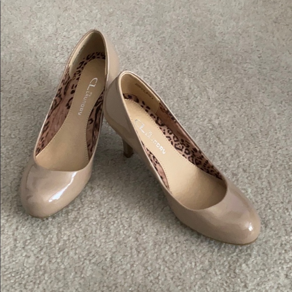Patent leather nude heels